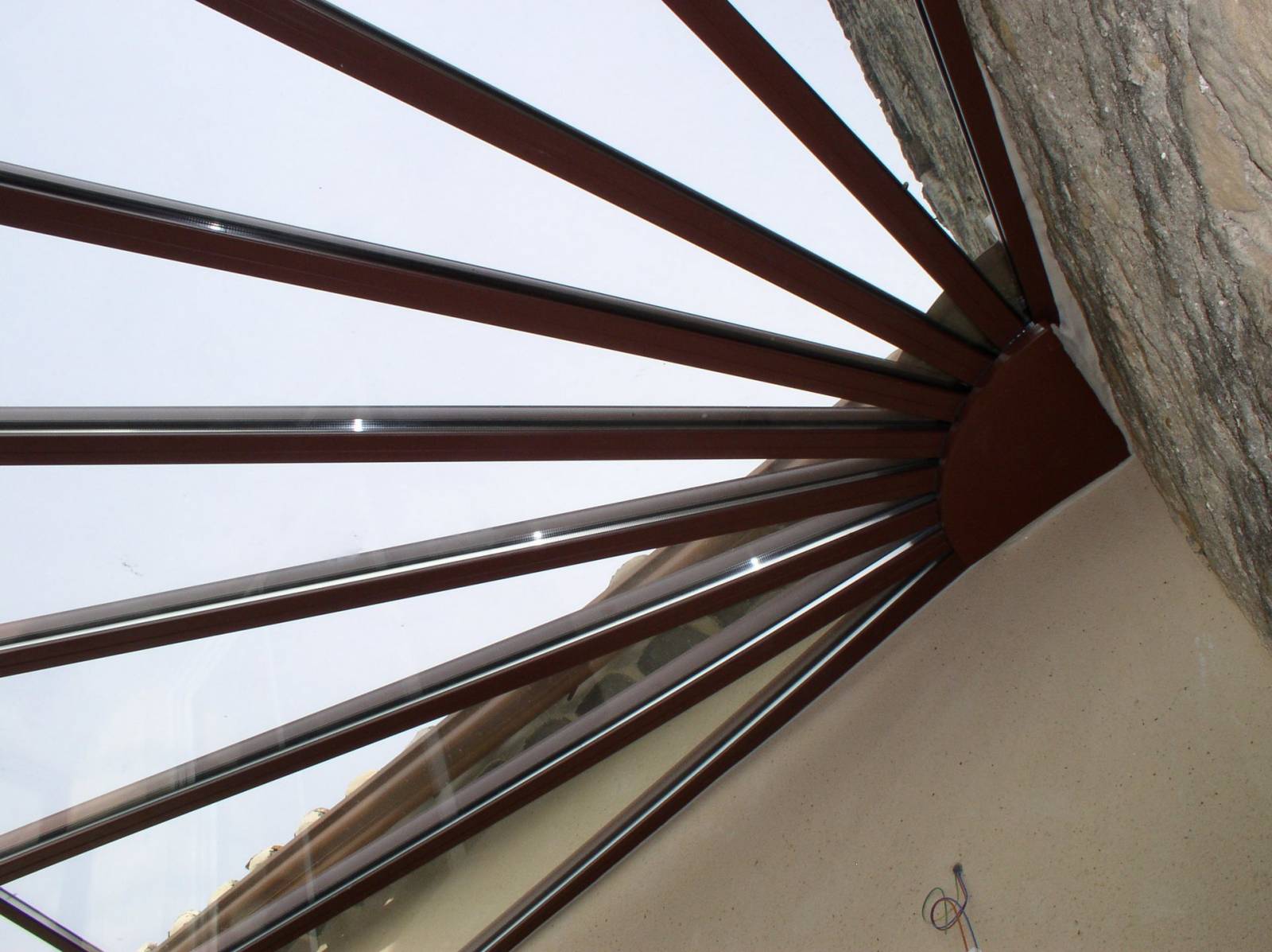 Conception et pose de véranda et de verrière à l’ancienne vers Orange (84)