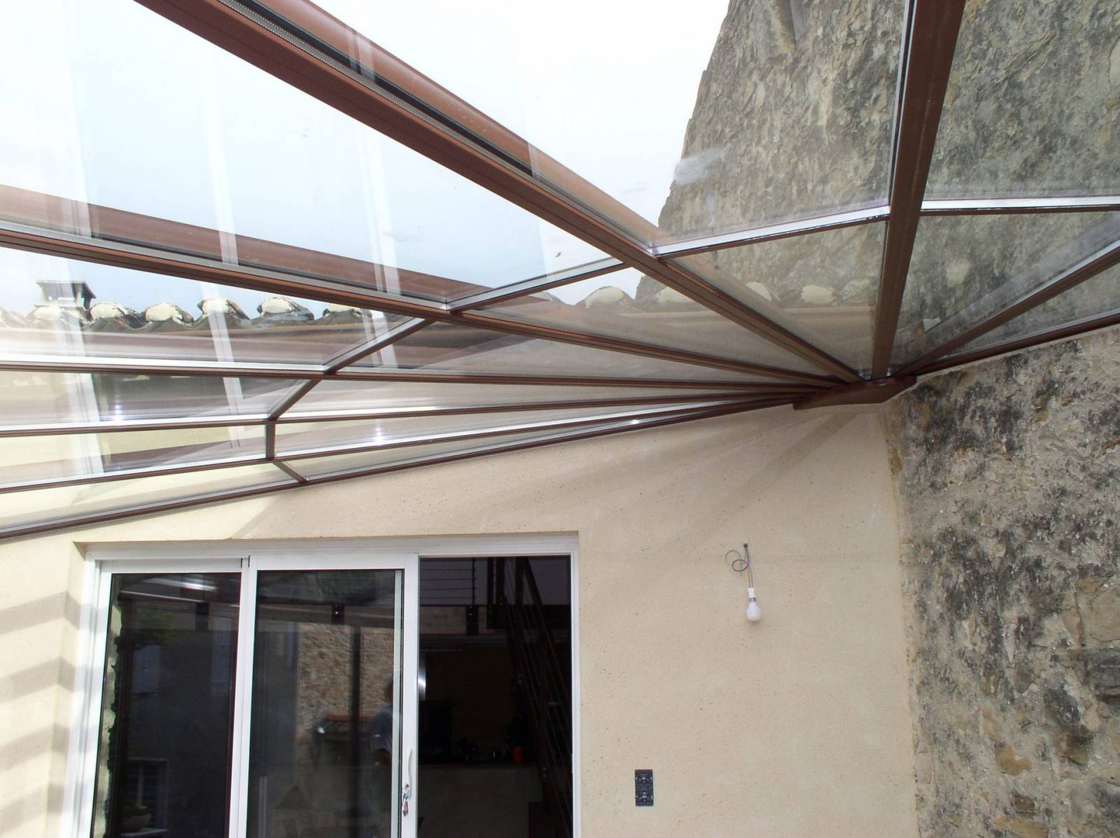 Conception et pose de véranda et de verrière à l’ancienne vers Orange (84)