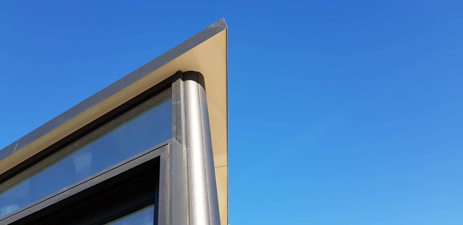 Fabricant de véranda à toiture pleine à Sabran dans le Gard