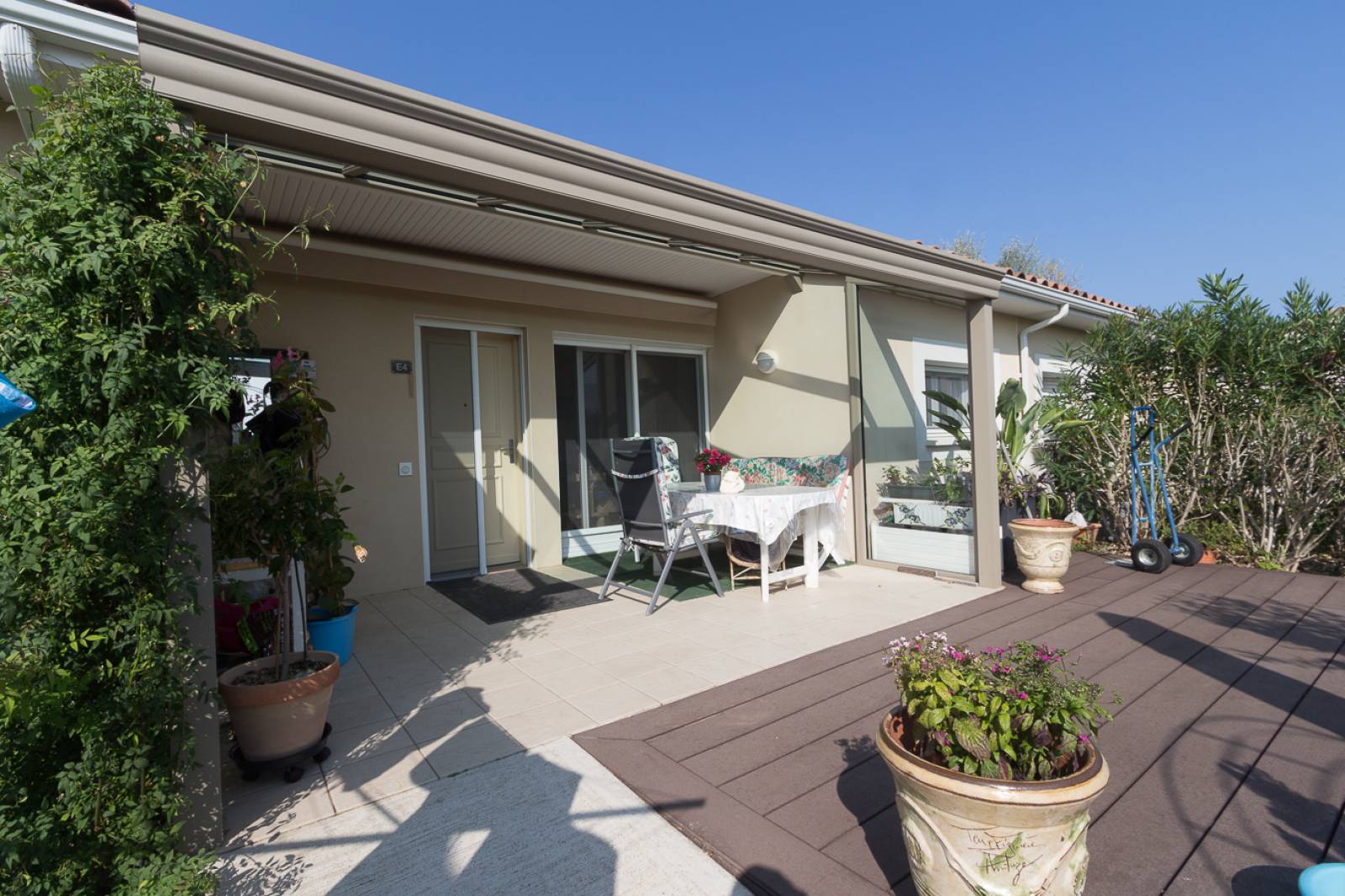 Verrière ou Auvent vitré à Cavillargues