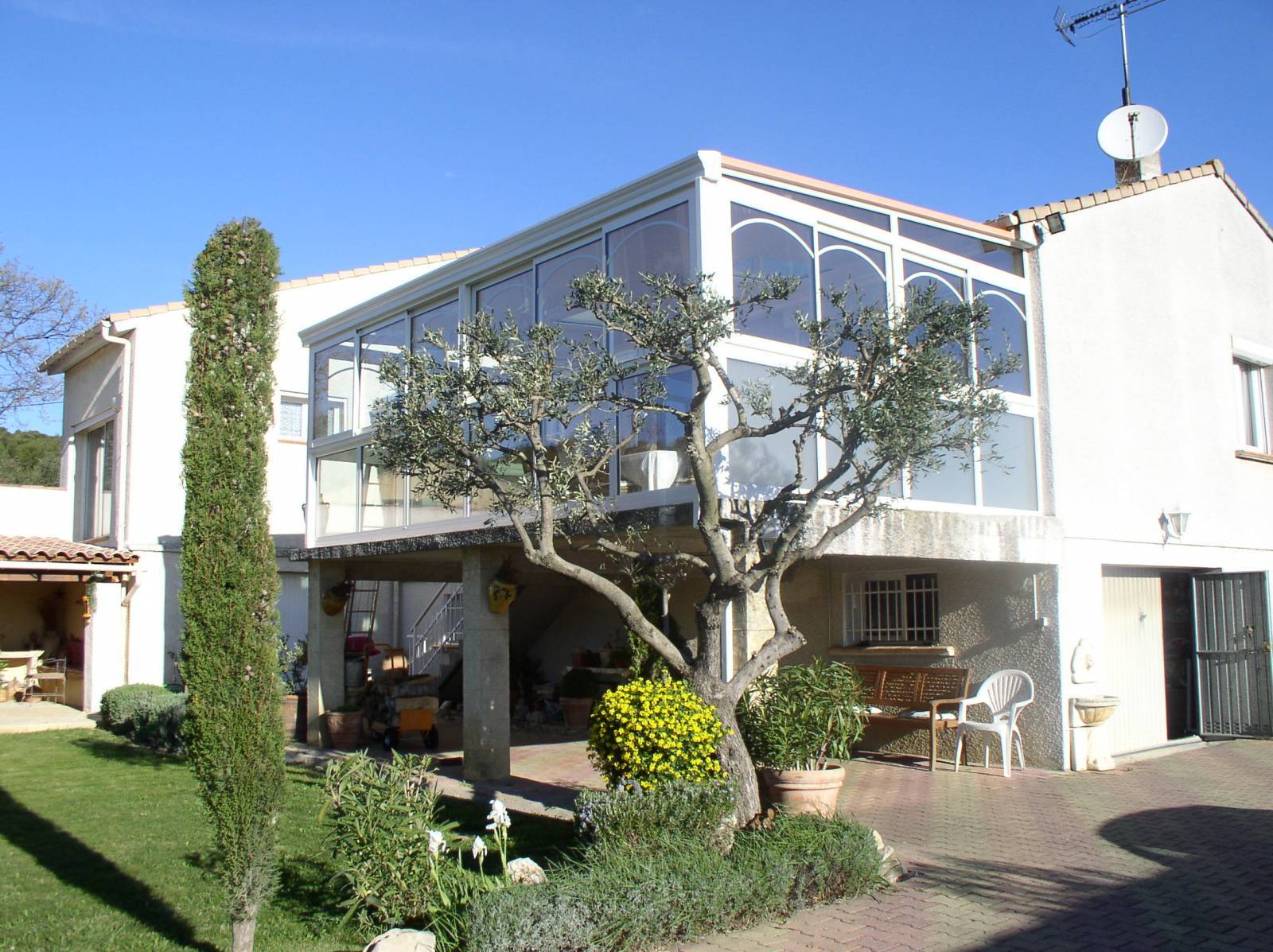 Construction d'une véranda loggia sur mesure dans le Gard