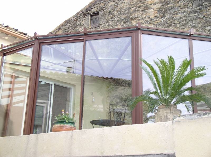 Conception et pose de véranda et de verrière à l’ancienne vers Orange (84)
