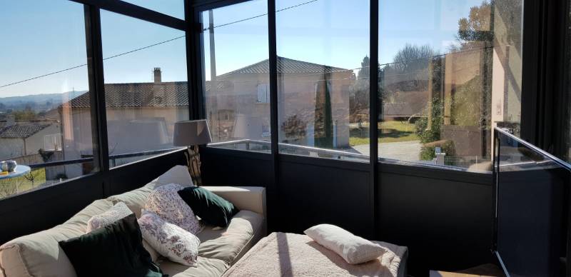 Fabrication et pose de véranda à toiture pleine à Sabran dans le Gard