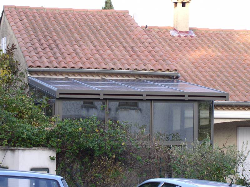 Installation de veranda photovoltaique à Nimes, pour joindre l'utile à l’agréable