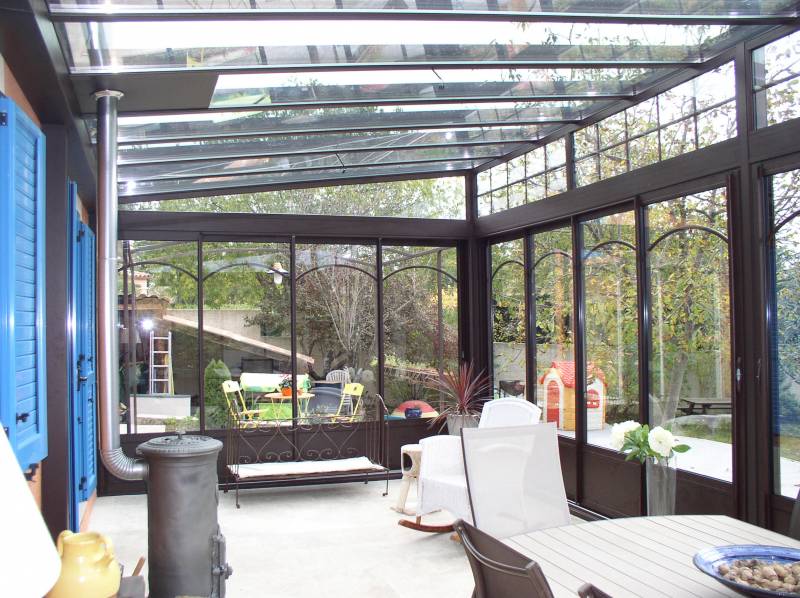 Fabrication de verriere de toit coulissante à côté de Nimes (Gard), avec un système de fermeture automatique