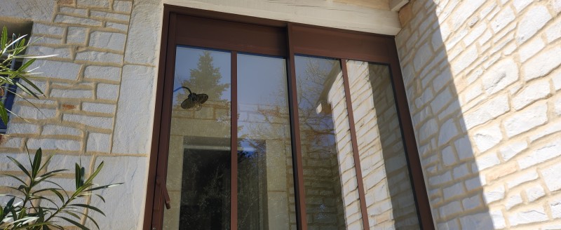 Fabrication d'un sas d'entrée à Bagnols-sur-Cèze